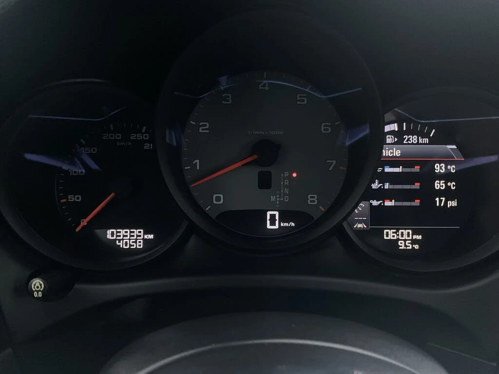 Porsche Macan S ОБДУХВАНЕ* 360CAM* PANO* CARPLAY* KEYLESS*  - изображение 10 | Auto.bg Porsche Macan S ОБДУХВАНЕ* 360CAM* PANO* CARPLAY* KEYLESS*  - изображение 10