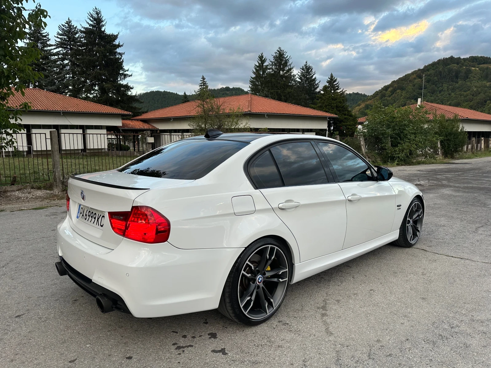 BMW 335  - изображение 6 | Auto.bg BMW 335  - изображение 6