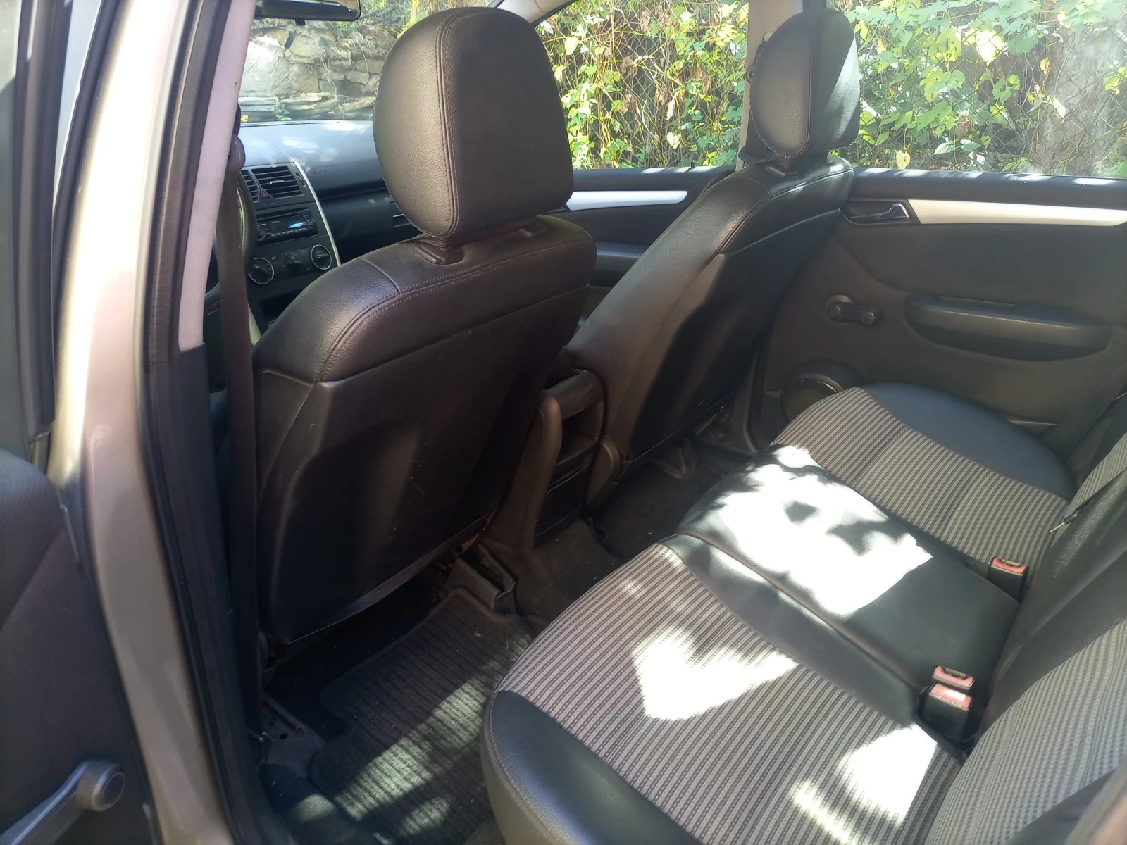 Mercedes-Benz A 180  - изображение 4 | Auto.bg Mercedes-Benz A 180  - изображение 4