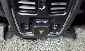 Jeep Grand cherokee 3.6* V6* 8ZF* ПОДГРЕВ* ОБДУХВАНЕ* КАМЕРА* КЕЙЛЕС* | Auto.bg — изображение 15 Jeep Grand cherokee 3.6* V6* 8ZF* ПОДГРЕВ* ОБДУХВАНЕ* КАМЕРА* КЕЙЛЕС* | Auto.bg — изображение 15