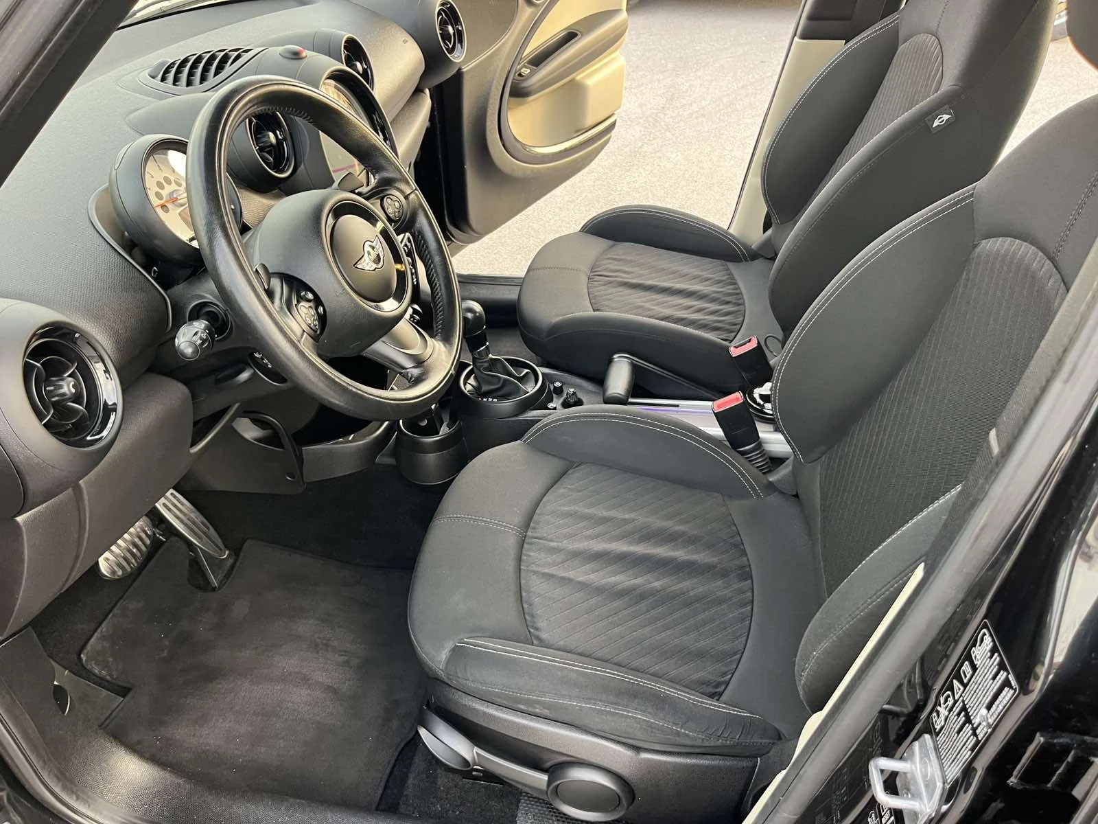 Mini Countryman S-ALL4 2.0TDI 143кс NAVI АВТОМАТ ВНОС ИТАЛИЯ - изображение 8 | Auto.bg Mini Countryman S-ALL4 2.0TDI 143кс NAVI АВТОМАТ ВНОС ИТАЛИЯ - изображение 8