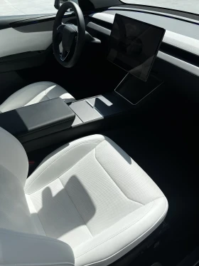Tesla Y Juniper Long Range Dual AWD | Auto.bg — изображение 11 Tesla Y Juniper Long Range Dual AWD | Auto.bg — изображение 11