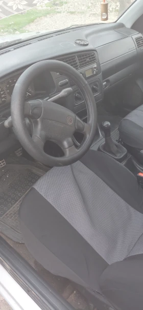 VW Golf - 750 € / 1466.87 лв. - 44354677 4 | Car24.bg VW Golf - 750 € / 1466.87 лв. - 44354677 4