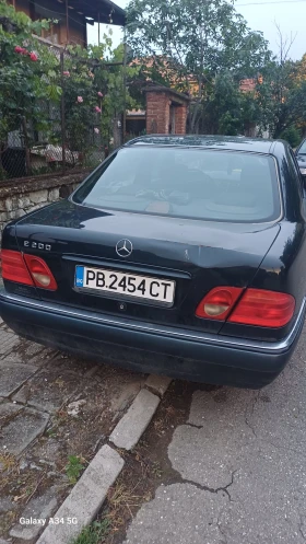 Mercedes-Benz 200 undefined | Auto.bg — изображение 10 Mercedes-Benz 200 undefined | Auto.bg — изображение 10