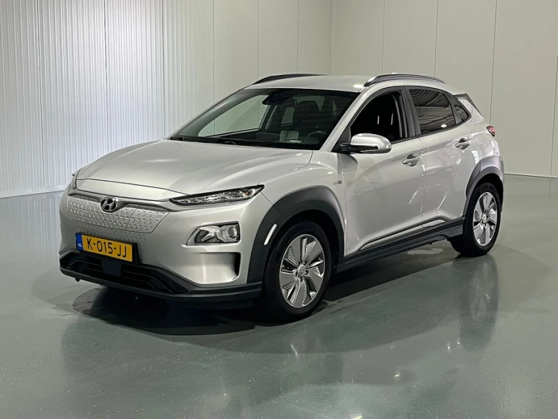 Hyundai Kona EV 64KW/h 204 k.с. SOH-93% ТЕРМО ПОМПА - 18950 € - 69117051 1 | Car24.bg Hyundai Kona EV 64KW/h 204 k.с. SOH-93% ТЕРМО ПОМПА - 18950 € - 69117051 1