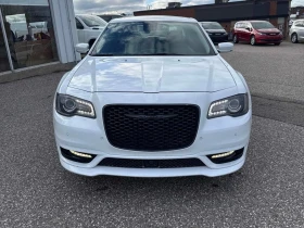 Chrysler 300c * 300 Touring L * CARFAX * БЕЗ ПЪРВОНАЧАЛНА ВНОСКА - 36000 лв. / 18406.51 € - 72358040 6 | Car24.bg Chrysler 300c * 300 Touring L * CARFAX * БЕЗ ПЪРВОНАЧАЛНА ВНОСКА - 36000 лв. / 18406.51 € - 72358040 6