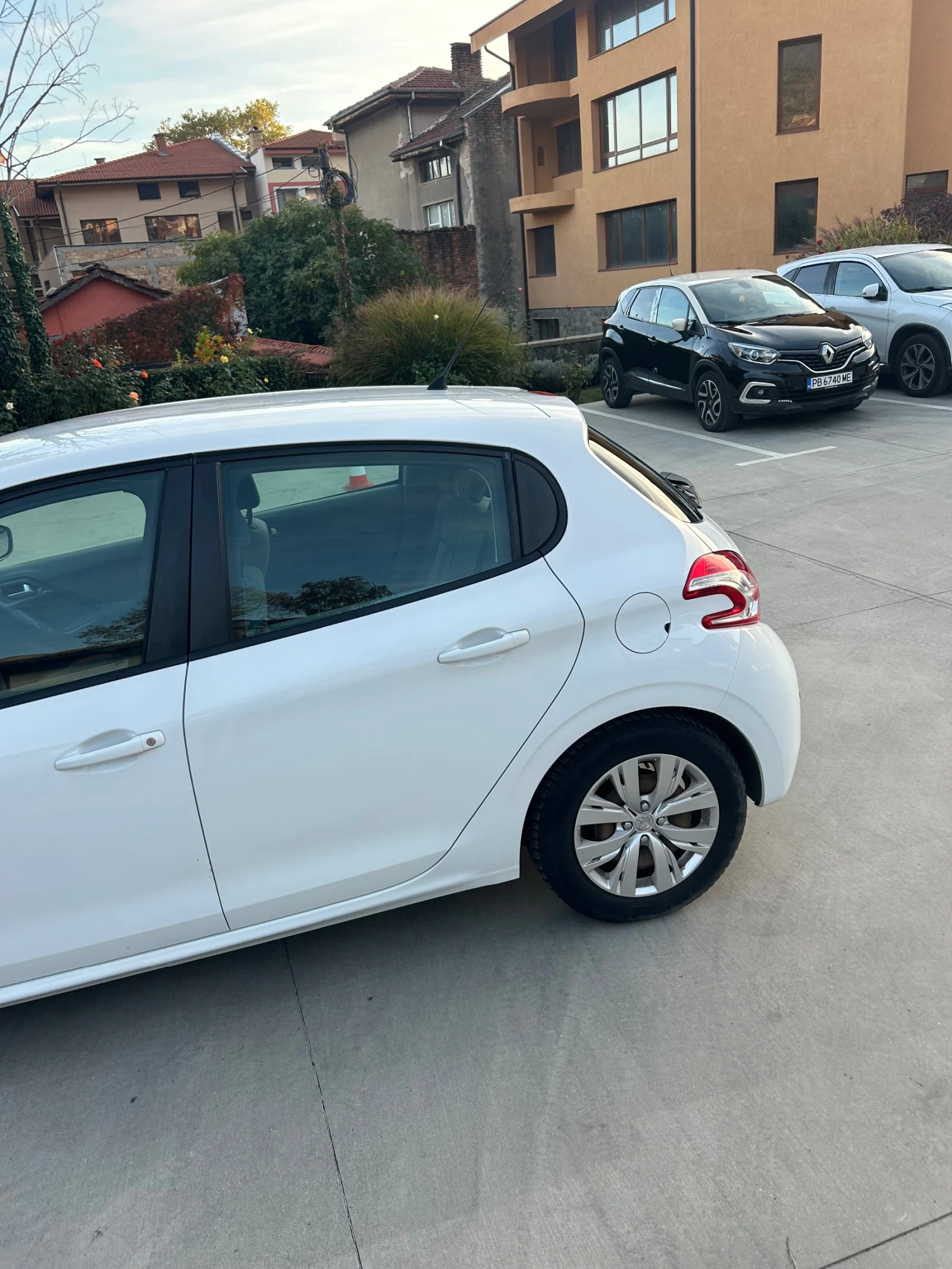 Peugeot 208  - изображение 4 | Auto.bg Peugeot 208  - изображение 4