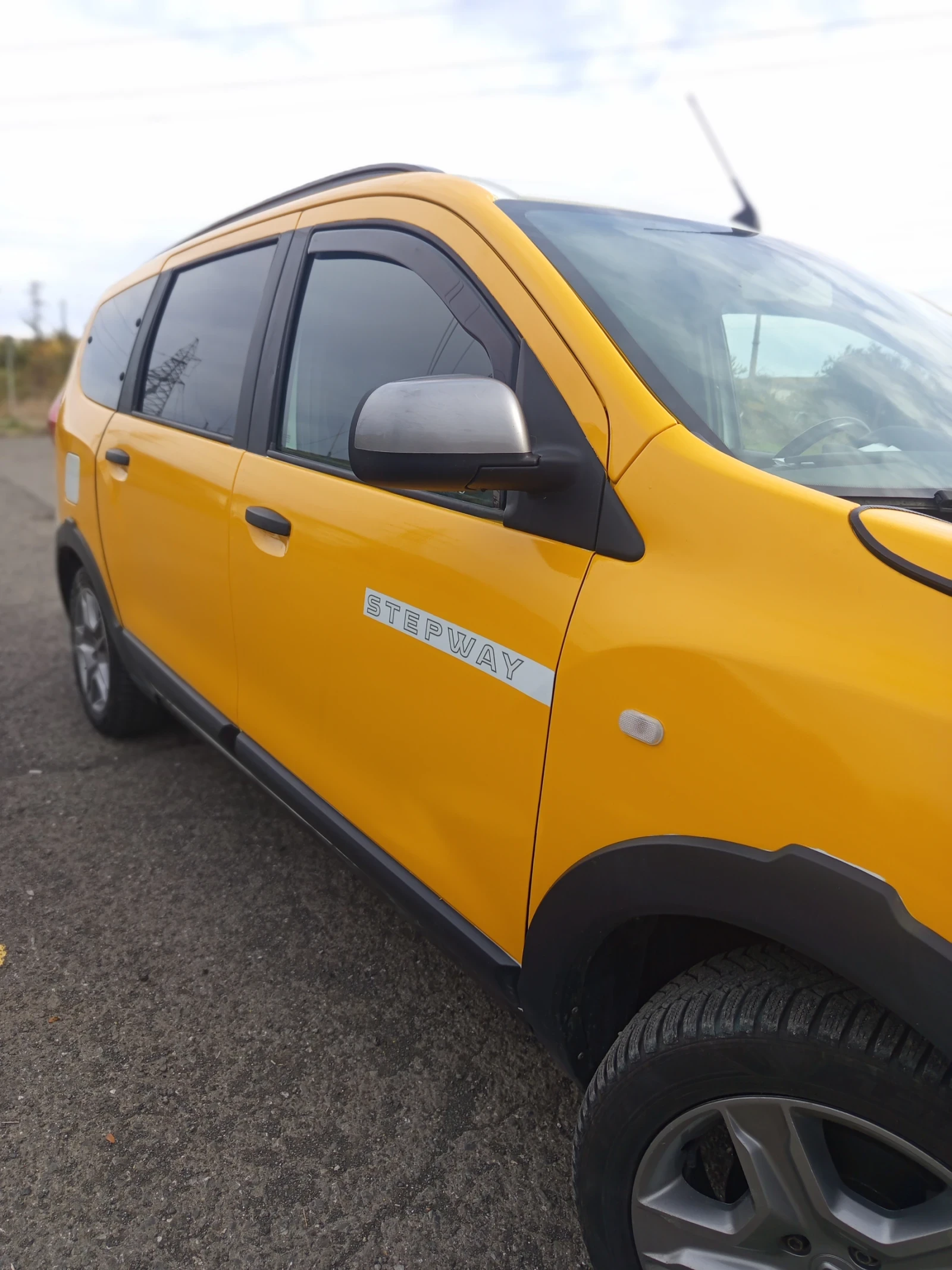 Dacia Lodgy STEPWAY 6+ 1/1, 5DCi adblue - изображение 4 | Auto.bg Dacia Lodgy STEPWAY 6+ 1/1, 5DCi adblue - изображение 4