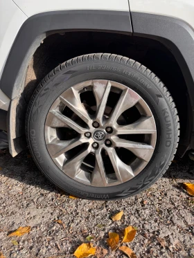 Toyota Rav4 XLE - 51000 лв. / 26075.89 € - 10711092 15 | Car24.bg Toyota Rav4 XLE - 51000 лв. / 26075.89 € - 10711092 15