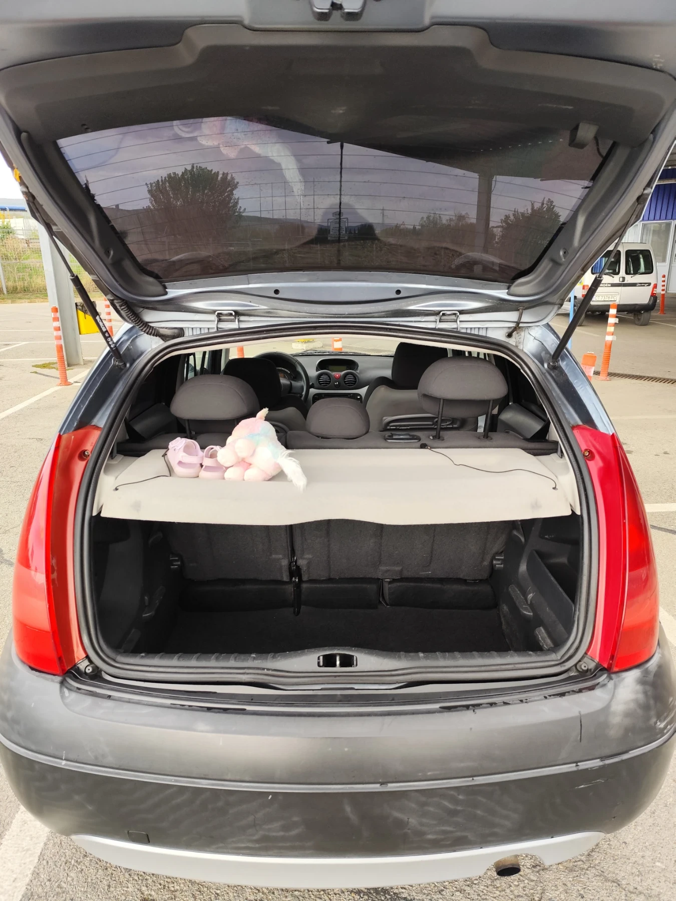 Citroen C3 1.4HDI - изображение 8 | Auto.bg Citroen C3 1.4HDI - изображение 8