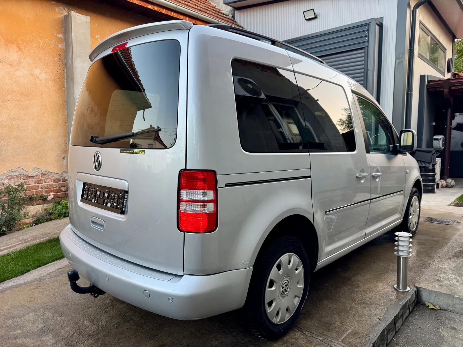 VW Caddy 1.6TDi - изображение 2 | Auto.bg VW Caddy 1.6TDi - изображение 2