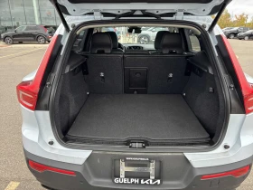 Volvo XC40 B5* PLUS DARK THEME* AWD | Auto.bg — изображение 6 Volvo XC40 B5* PLUS DARK THEME* AWD | Auto.bg — изображение 6