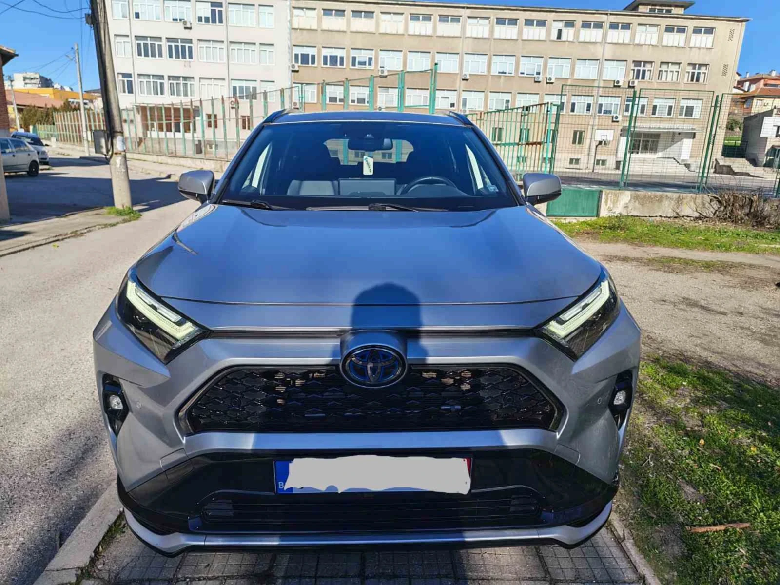 Toyota Rav4 Plug-in hybrid | Auto.bg — изображение 1 Toyota Rav4 Plug-in hybrid | Auto.bg — изображение 1