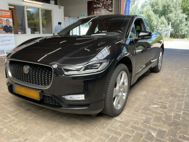 Jaguar I-Pace ОЧАКВАН ВНОС/4Х4/СМЯНА НА ЦВЯТ 1000евро - 16000 € / 31293.28 лв. - 26901041 1 | Car24.bg Jaguar I-Pace ОЧАКВАН ВНОС/4Х4/СМЯНА НА ЦВЯТ 1000евро - 16000 € / 31293.28 лв. - 26901041 1