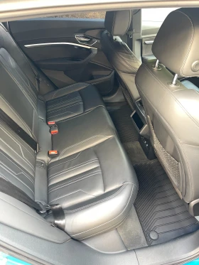 Audi E-Tron 55 95kW B&0/Matrix - 32500 € - 19715083 17 | Car24.bg Audi E-Tron 55 95kW B&0/Matrix - 32500 € - 19715083 17