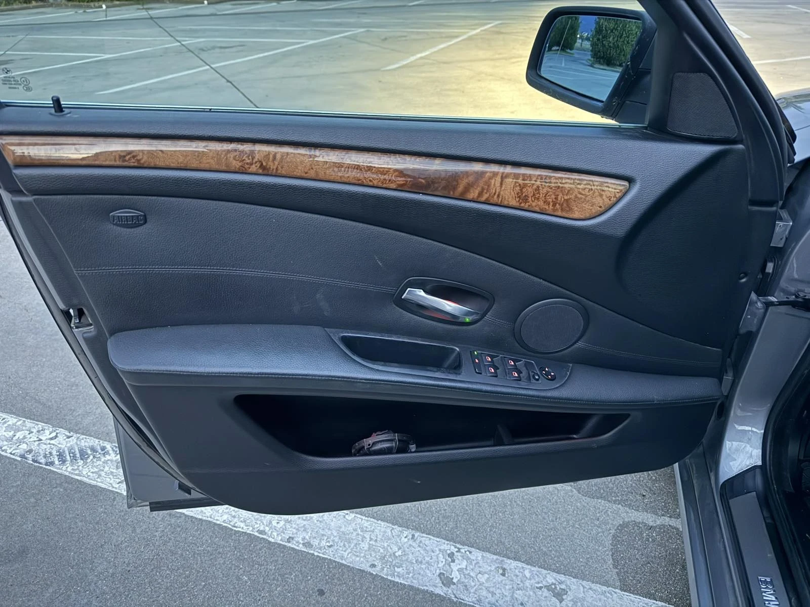 BMW 530 ФЕЙСЛИФТ!!! ПАНОРАМА!!! ЛИЗИНГ!!!  - изображение 7 | Auto.bg BMW 530 ФЕЙСЛИФТ!!! ПАНОРАМА!!! ЛИЗИНГ!!!  - изображение 7