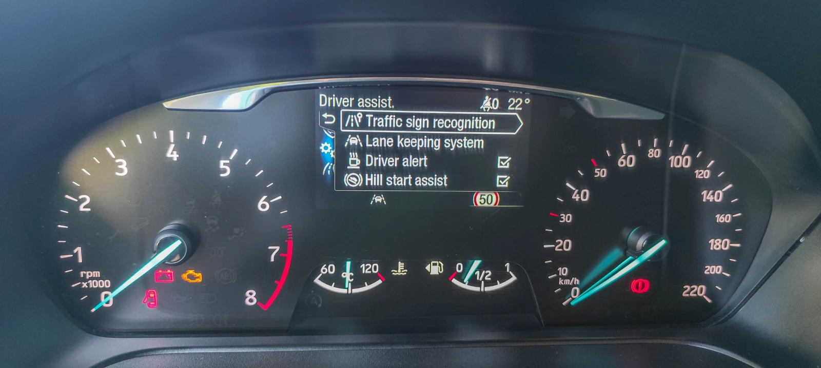 Ford Fiesta 1.0 EcoBoost Titanium - изображение 10 | Auto.bg Ford Fiesta 1.0 EcoBoost Titanium - изображение 10