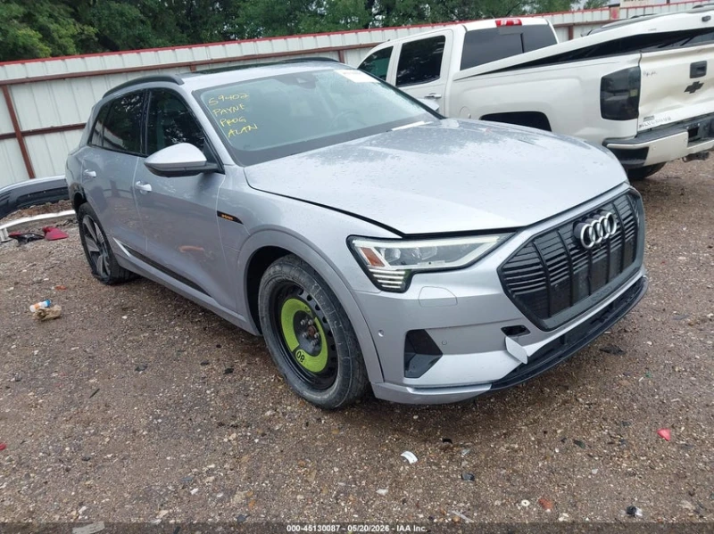 Audi E-Tron Premium Quattro - 18000 € / 35204.94 лв. - 97013090 1 | Car24.bg Audi E-Tron Premium Quattro - 18000 € / 35204.94 лв. - 97013090 1