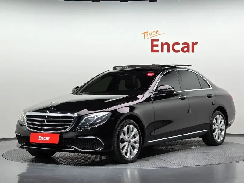 Mercedes-Benz E 300 4MATIC - САМО 30% АВАНС | Auto.bg — изображение 1 Mercedes-Benz E 300 4MATIC - САМО 30% АВАНС | Auto.bg — изображение 1