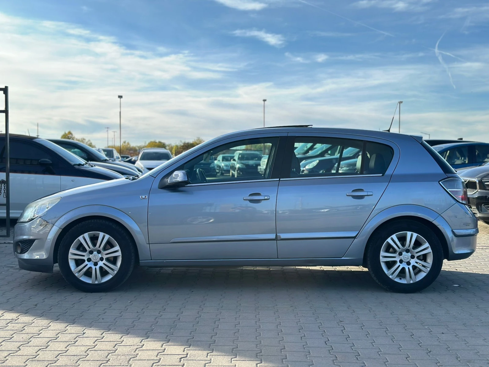 Opel Astra / 1.6I / 116HP / 85000 KM /  - изображение 2 | Auto.bg Opel Astra / 1.6I / 116HP / 85000 KM /  - изображение 2