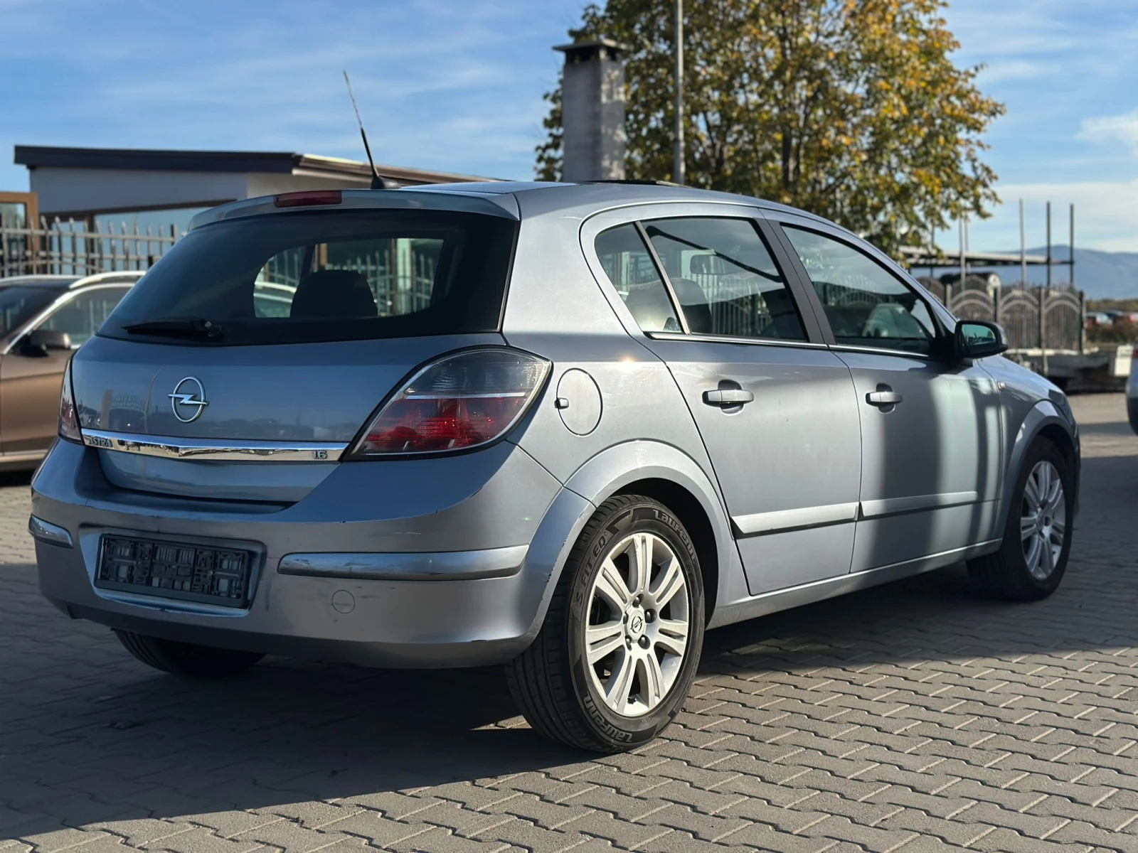 Opel Astra / 1.6I / 116HP / 85000 KM /  - изображение 5 | Auto.bg Opel Astra / 1.6I / 116HP / 85000 KM /  - изображение 5