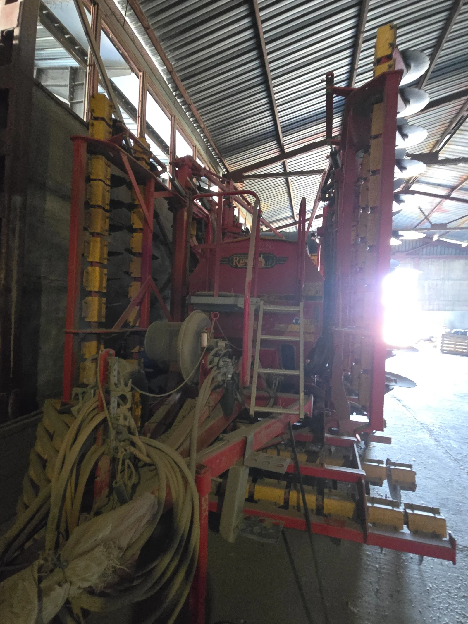 Сеялка Vaderstad Rapid A 8 - изображение 7 | Auto.bg Сеялка Vaderstad Rapid A 8 - изображение 7