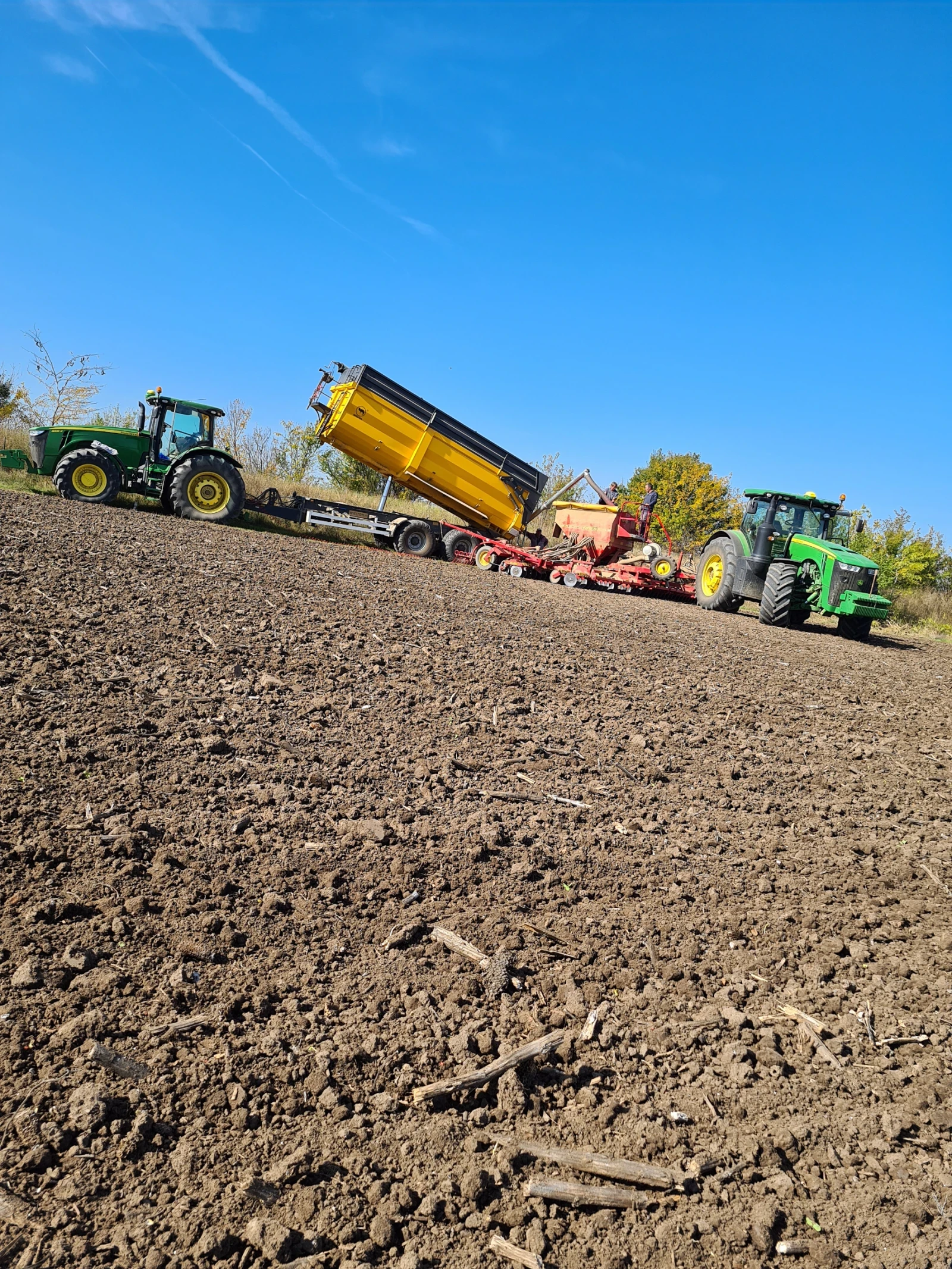 Сеялка Vaderstad Rapid A 8 - изображение 2 | Auto.bg Сеялка Vaderstad Rapid A 8 - изображение 2