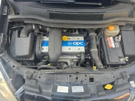 Opel Zafira 2.0TURBO OPC Холандия - 4700 € / 9192.40 лв. - 76179449 16 | Car24.bg Opel Zafira 2.0TURBO OPC Холандия - 4700 € / 9192.40 лв. - 76179449 16