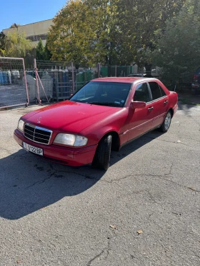 Снимка Mercedes-Benz C 180