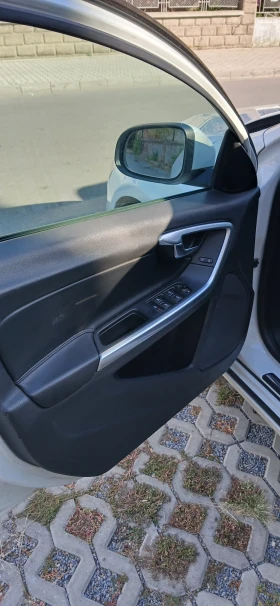 Volvo V60 - 6900 € - 91437220 12 | Car24.bg Volvo V60 - 6900 € - 91437220 12