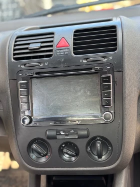 VW Golf - 2000 € / 3911.66 лв. - 44924652 4 | Car24.bg VW Golf - 2000 € / 3911.66 лв. - 44924652 4