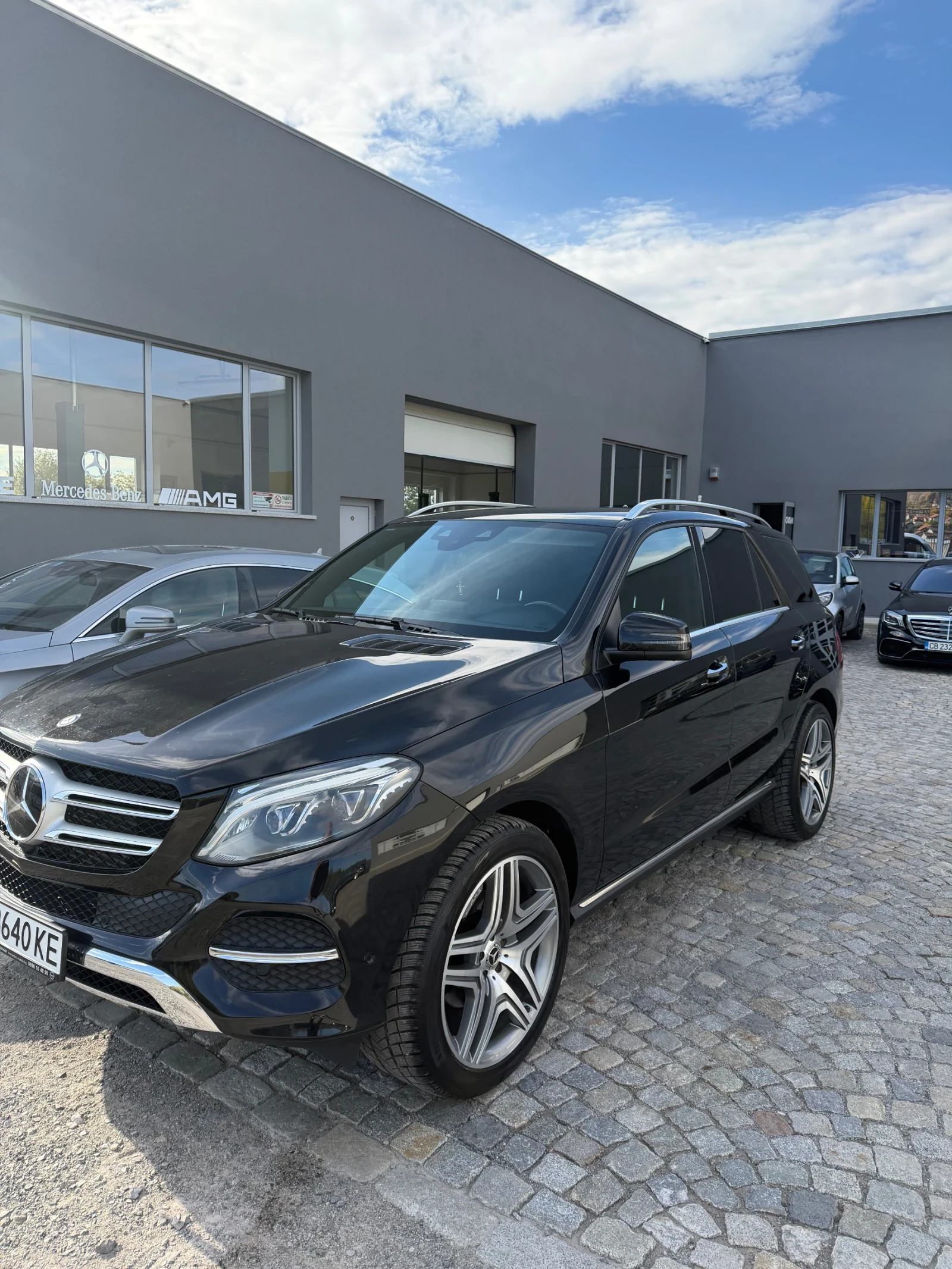 Mercedes-Benz GLE 350 Швейцария | Auto.bg — изображение 1 Mercedes-Benz GLE 350 Швейцария | Auto.bg — изображение 1