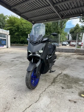 Yamaha X-max Icon Black 300