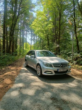 Снимка Mercedes-Benz C 220
