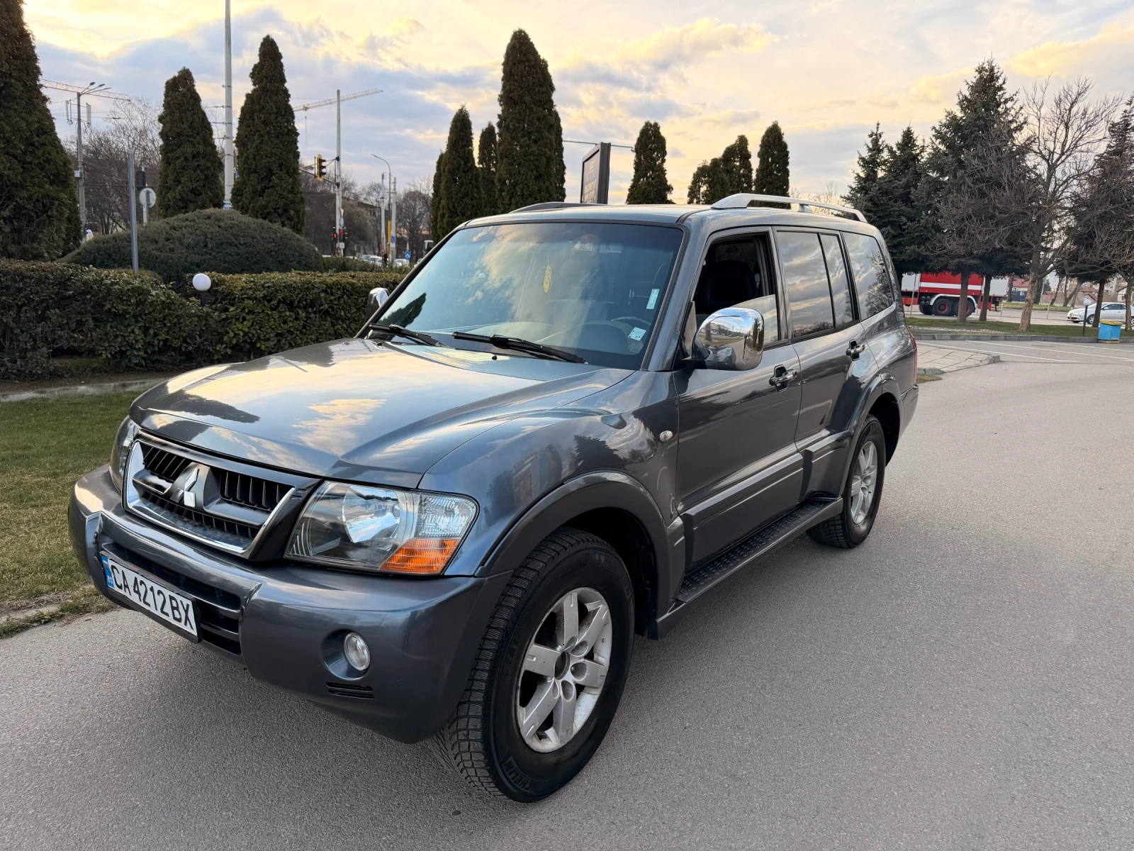 Mitsubishi Pajero undefined | Auto.bg — изображение 1 Mitsubishi Pajero undefined | Auto.bg — изображение 1