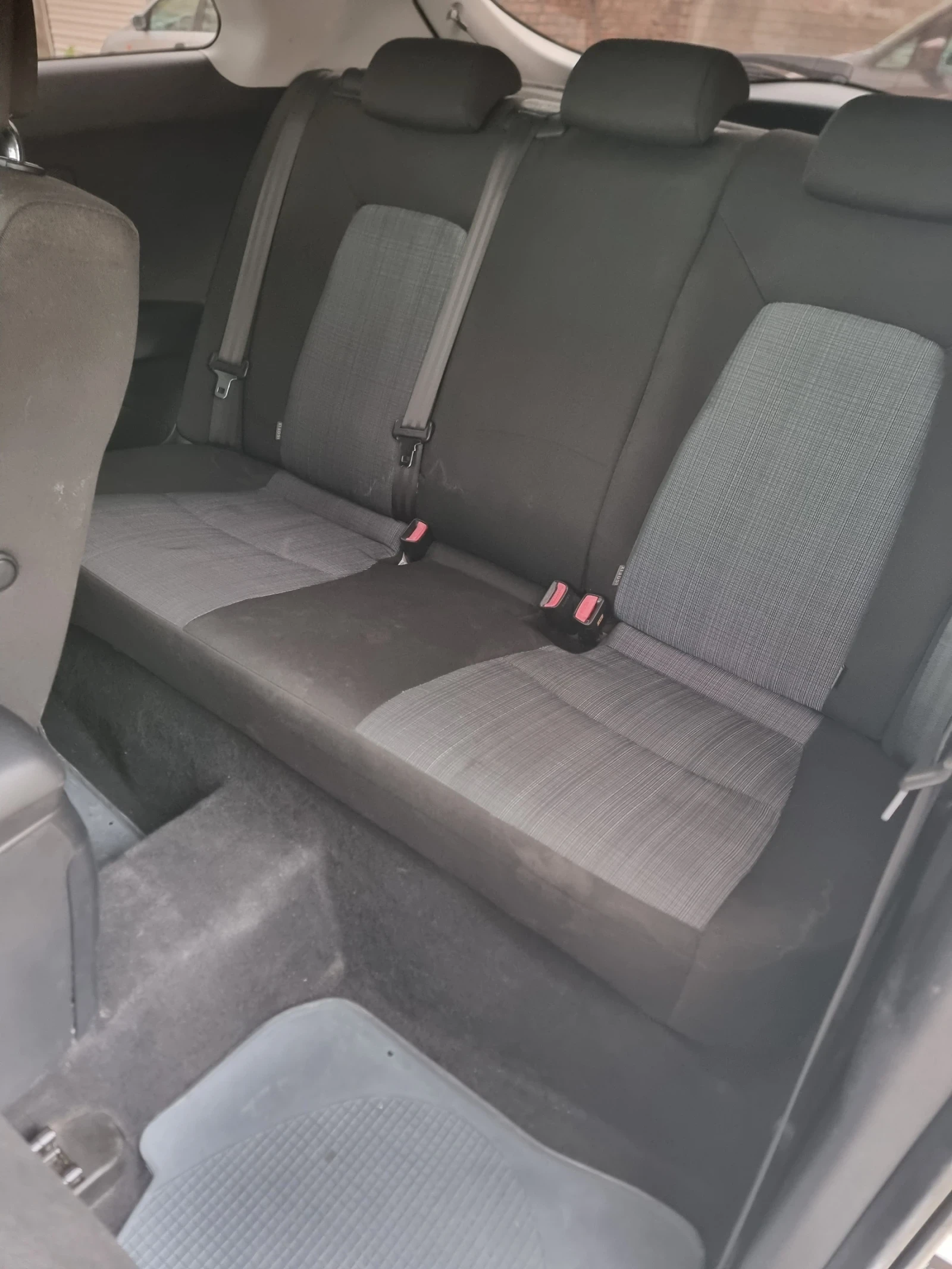 Kia Ceed 1.6 CRDI - изображение 7 | Auto.bg Kia Ceed 1.6 CRDI - изображение 7
