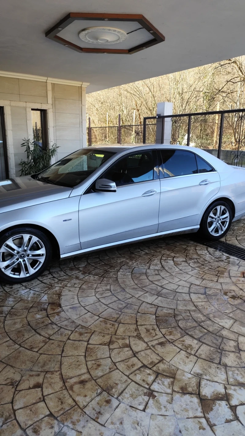 Mercedes-Benz E 350 - 8300 € / 16233.39 лв. - 17732611 1 | Car24.bg Mercedes-Benz E 350 - 8300 € / 16233.39 лв. - 17732611 1