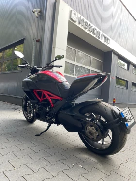 Ducati Diavel Diavel CARBON, BREMBO, TCS FULL | Auto.bg — изображение 5 Ducati Diavel Diavel CARBON, BREMBO, TCS FULL | Auto.bg — изображение 5