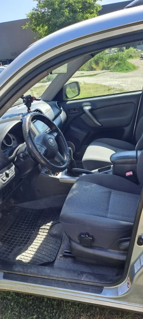 Toyota Rav4 undefined | Auto.bg — изображение 6 Toyota Rav4 undefined | Auto.bg — изображение 6