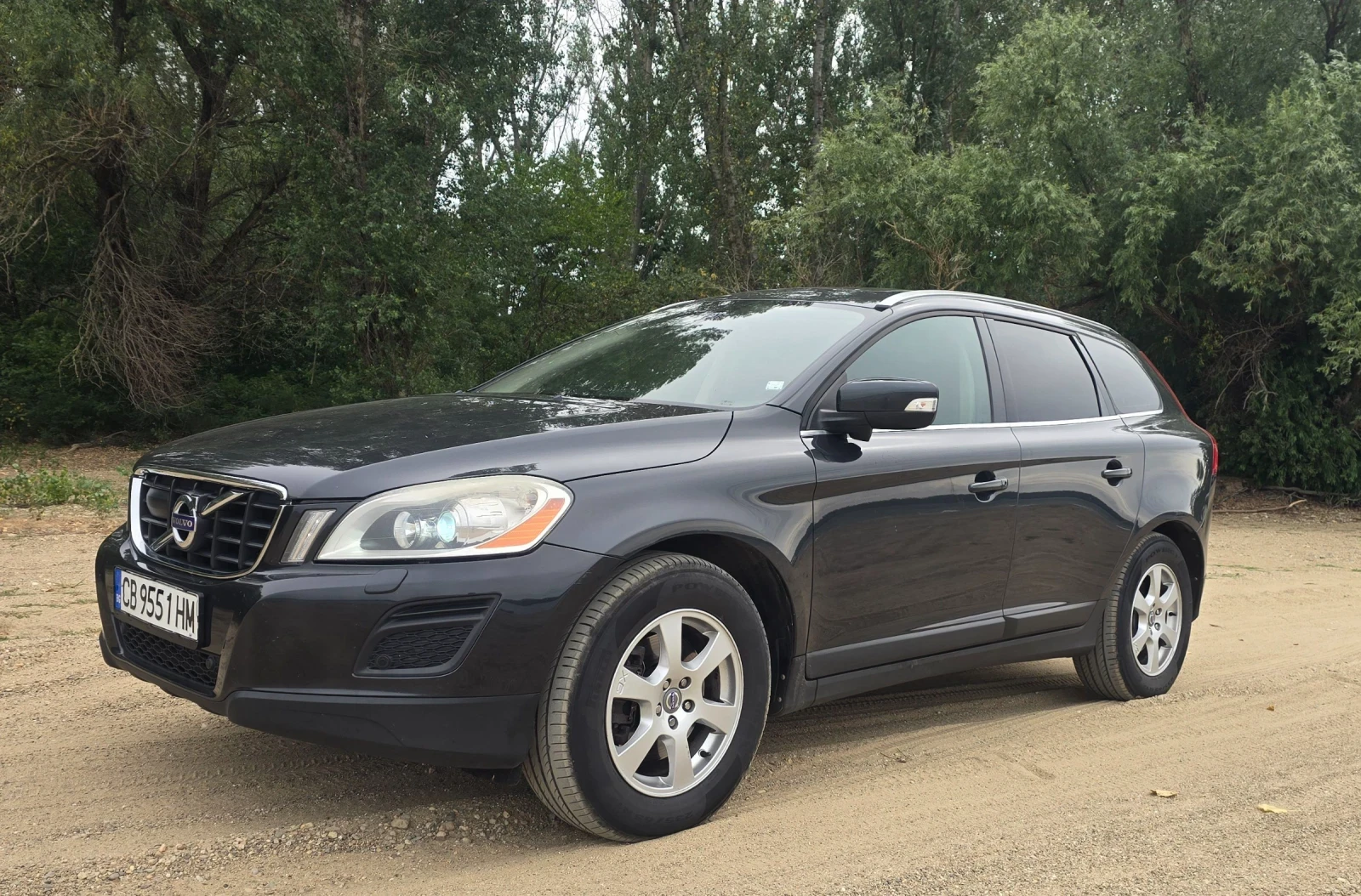 Volvo XC60 2.4 D 4x4 | Auto.bg — изображение 1 Volvo XC60 2.4 D 4x4 | Auto.bg — изображение 1