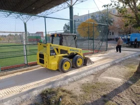Мини челни товарачи Komatsu SK 714 | Auto.bg — изображение 2 Мини челни товарачи Komatsu SK 714 | Auto.bg — изображение 2