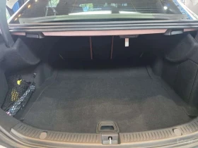 Mercedes-Benz E 350 4MATIC AMG Line/ОБДУХ/360/ХЕДЪП/ДИСТРОНИК/ | Auto.bg — изображение 13 Mercedes-Benz E 350 4MATIC AMG Line/ОБДУХ/360/ХЕДЪП/ДИСТРОНИК/ | Auto.bg — изображение 13