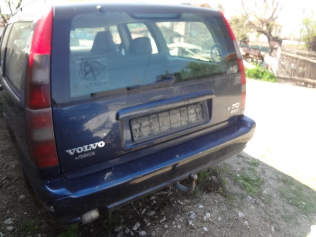 Volvo V70  - изображение 4 | Auto.bg Volvo V70  - изображение 4