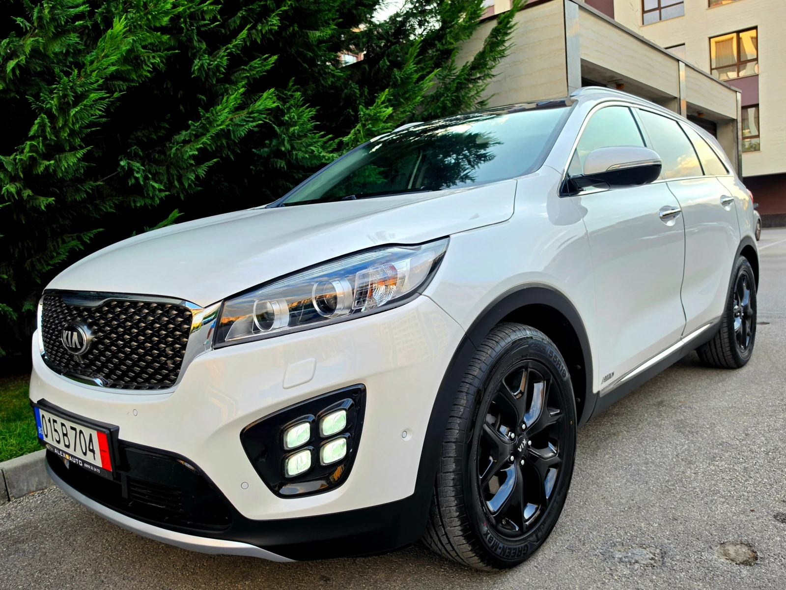 Kia Sorento 2.2 CRDI-PREMIUM -FULL | Auto.bg — изображение 1 Kia Sorento 2.2 CRDI-PREMIUM -FULL | Auto.bg — изображение 1