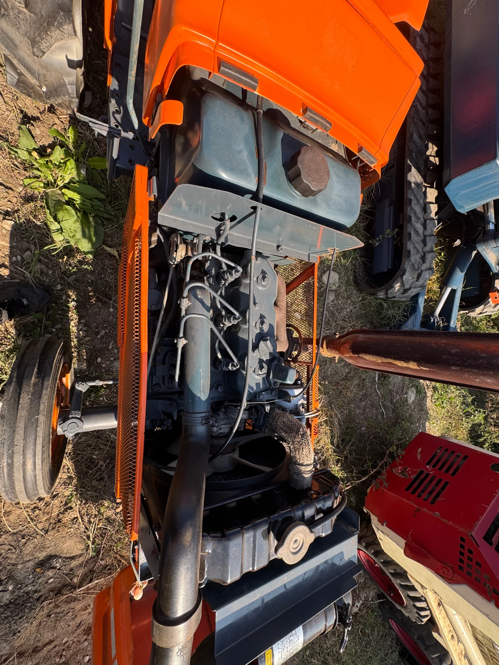 Трактор Kubota L2201 - изображение 5 | Auto.bg Трактор Kubota L2201 - изображение 5