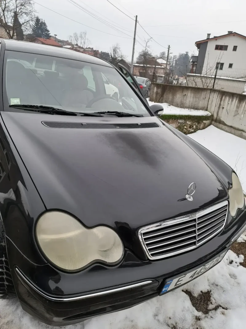 Mercedes-Benz 220 - 2300 € / 4498.41 лв. - 67807058 1 | Car24.bg Mercedes-Benz 220 - 2300 € / 4498.41 лв. - 67807058 1