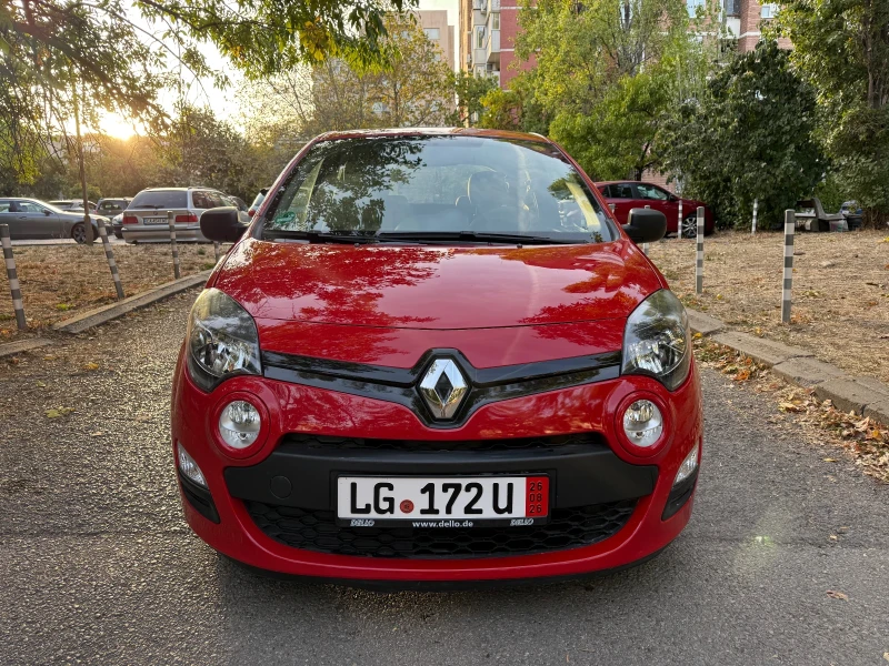 Renault Twingo 25, 500km като нова - 4500 € - 64023743 1 | Car24.bg Renault Twingo 25, 500km като нова - 4500 € - 64023743 1