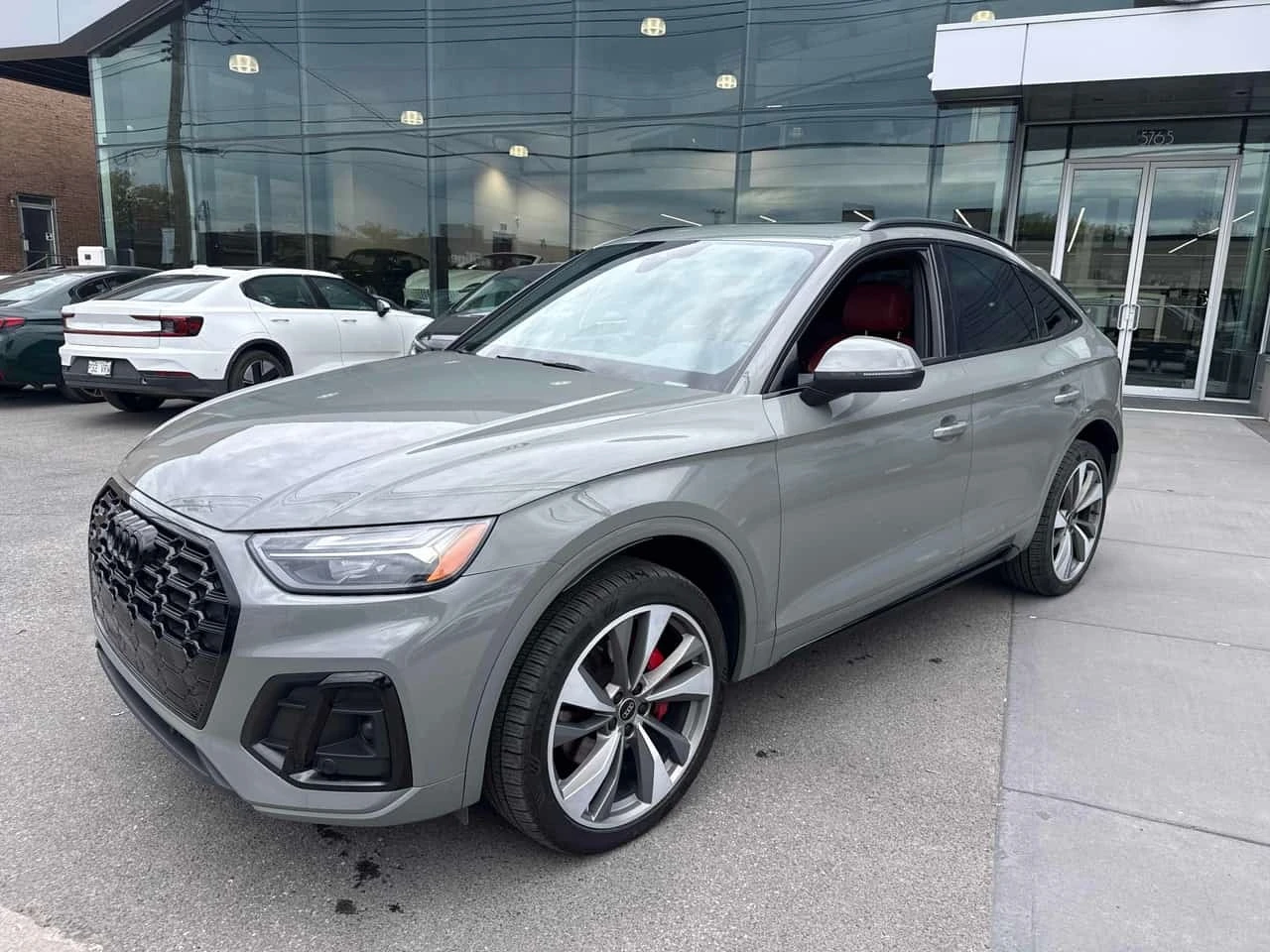 Audi SQ5 * Progressiv * CARFAX * | Auto.bg — изображение 1 Audi SQ5 * Progressiv * CARFAX * | Auto.bg — изображение 1