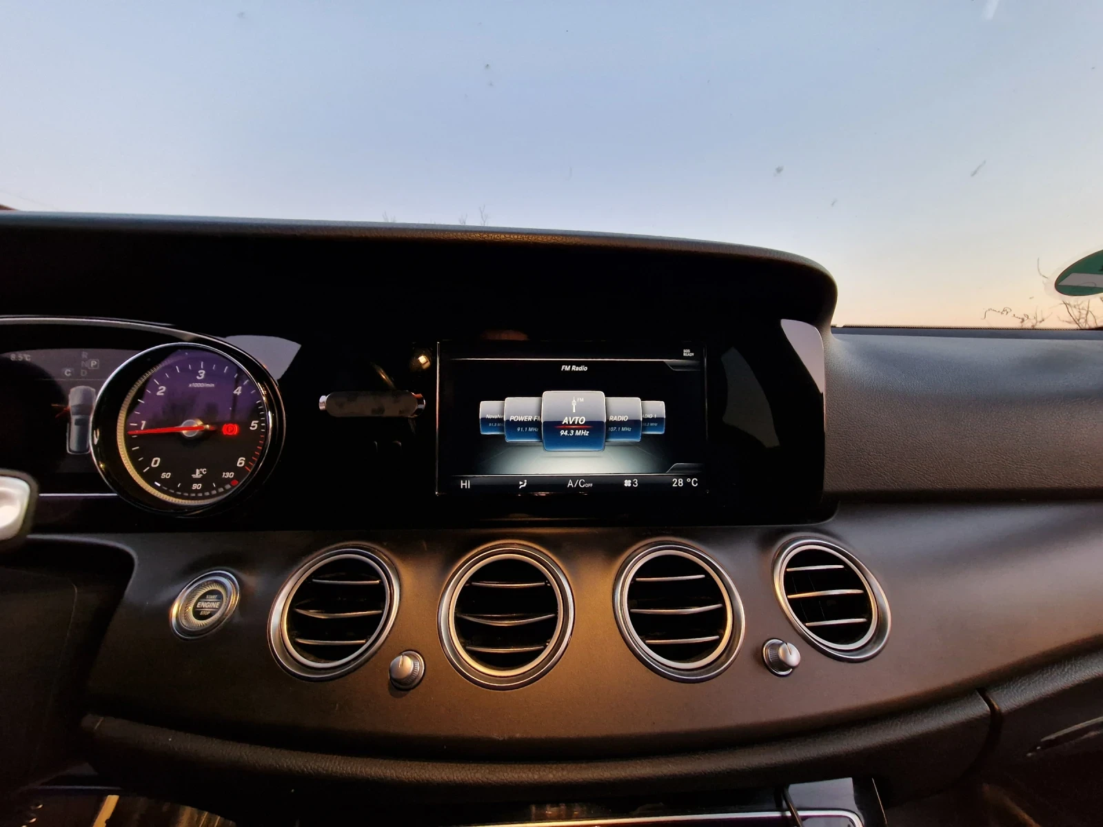 Mercedes-Benz E 220 E220 - изображение 8 | Auto.bg Mercedes-Benz E 220 E220 - изображение 8