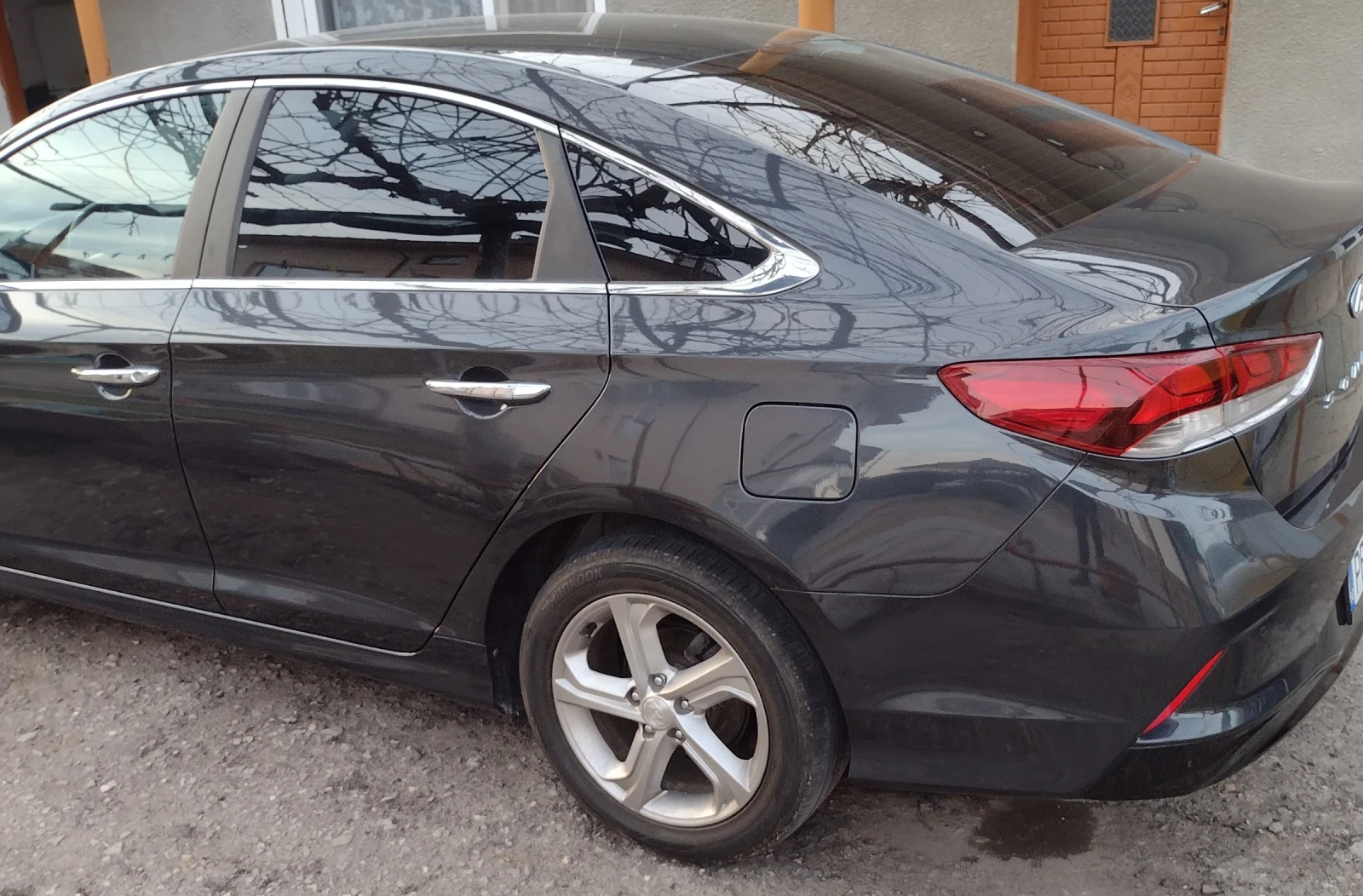 Hyundai Sonata 2.0 lpi само на газ течна фаза - изображение 3 | Auto.bg Hyundai Sonata 2.0 lpi само на газ течна фаза - изображение 3